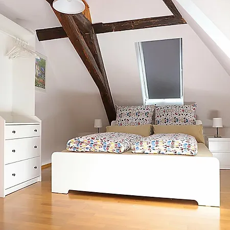Apartment Gemutlich & Zentral Am Schlosspark Mit Balkon *